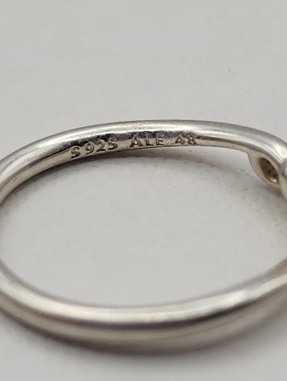 Pandora infinity knot
